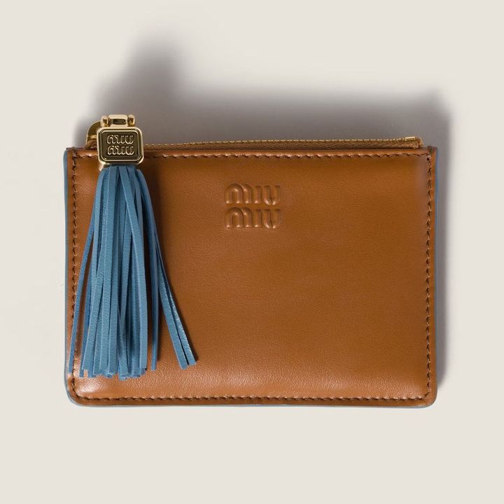 カードケース ¥83,600（予定価格）／MIU MIU