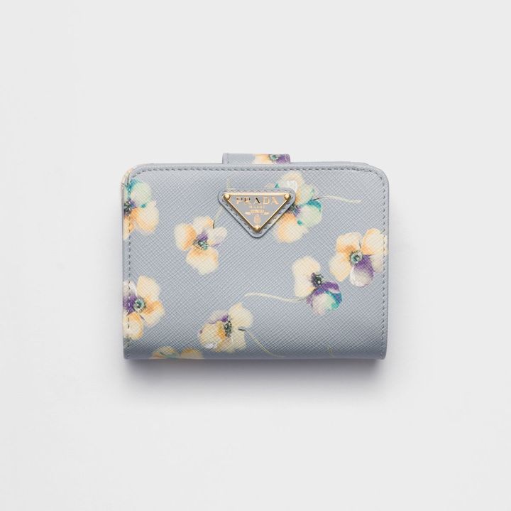 ウォレット ¥130,900（日本限定アイテム、予定価格）／PRADA