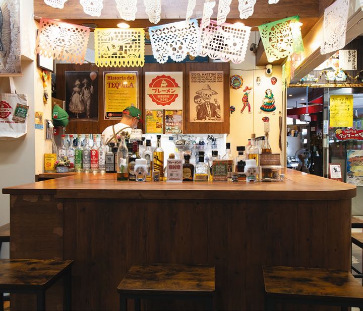 店内あちこちに施された、メキシコ風の装飾がかわいい。