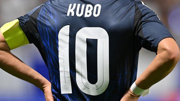 久保建英、やっぱり日本代表であの背番号に憧れていた！「サッカーが一番うまい人がつける背番号」