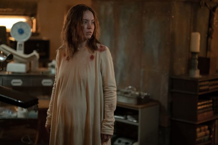 シドニー・スウィーニー、自ら“血まみれ”をリクエスト！ ホラー映画への愛と10年越しの執念が『IMMACULATE』に結実