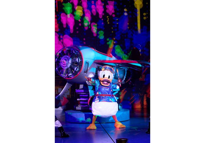 パイロット姿のミニーマウスに会える！東京ディズニーシーの新作ショー