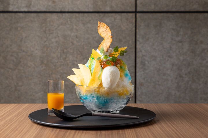 大阪・関西万博の最寄り沿線！弁天町駅直結のホテル内カフェ「SARAS CAFE & BRASSERIE」でティータイム