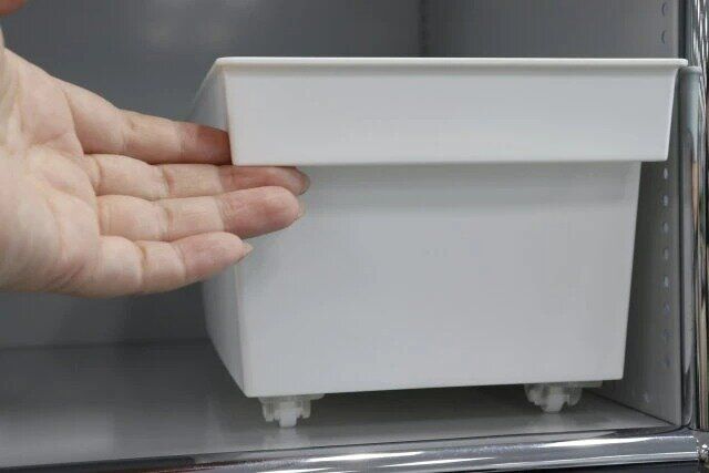 ダイソー ピタッとキャスター クリアタイプ