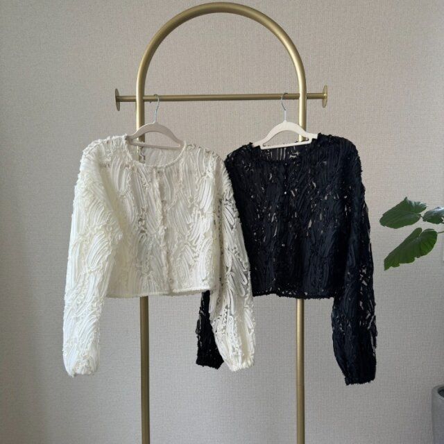 しまむらのコード刺繍シアーカーディガン