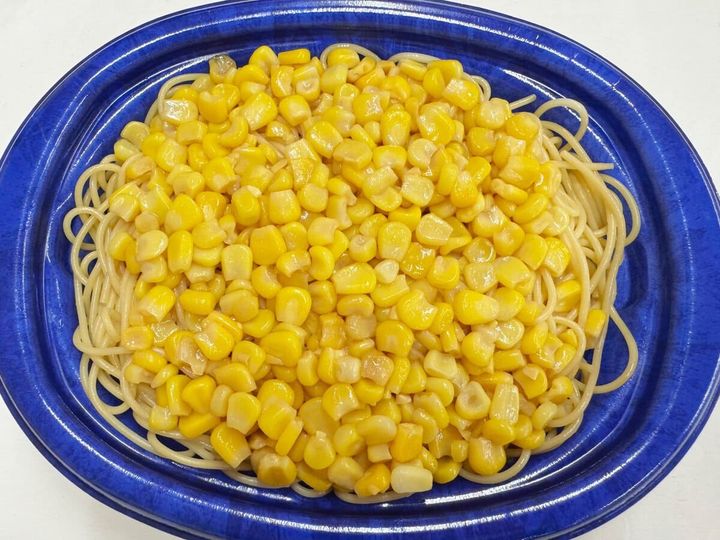 ほぼコーンやないかい！と突っ込みたくなるくらい、コーンが全面にぎっしり