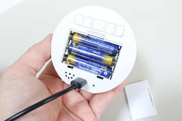 LEDデジタル時計（ラウンド） 電池