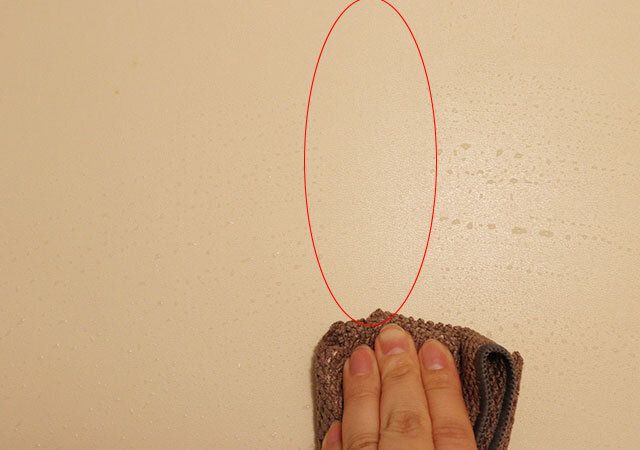 セリア らくらくお掃除 でこぼこクロス 使用例 水滴