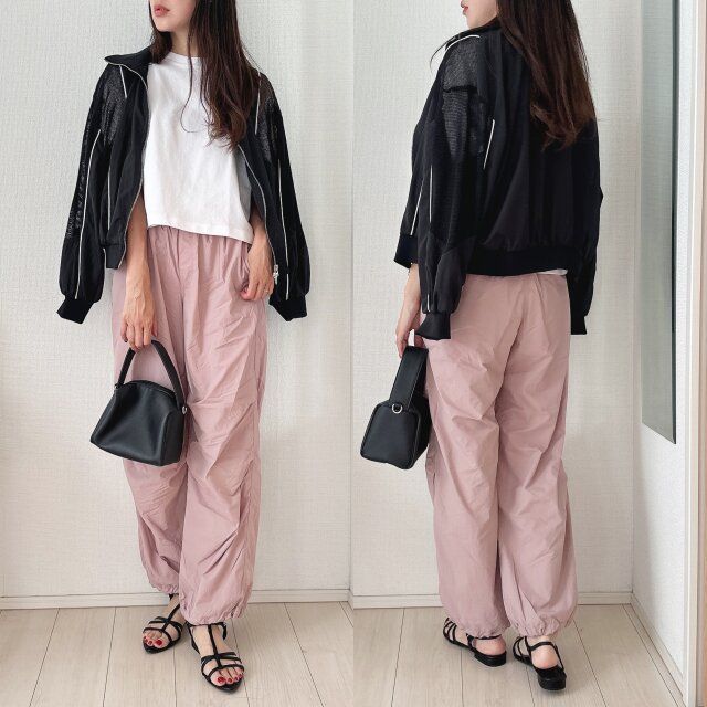 アウターメインのコーデのインナーに