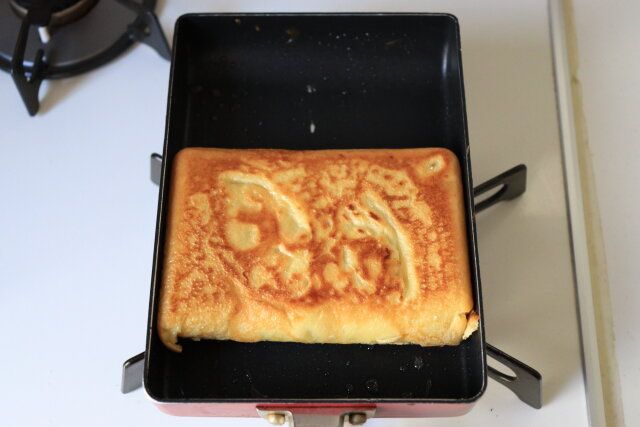 そのままこんがり焼き色が付くまで焼く。