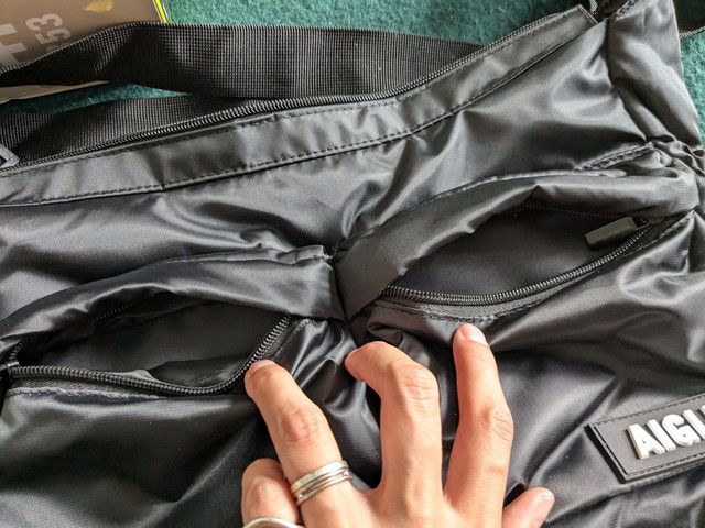 エーグルビッグショルダーポケット