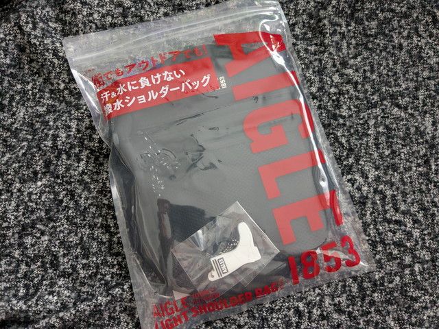 エーグルショルダーバッグBOOK