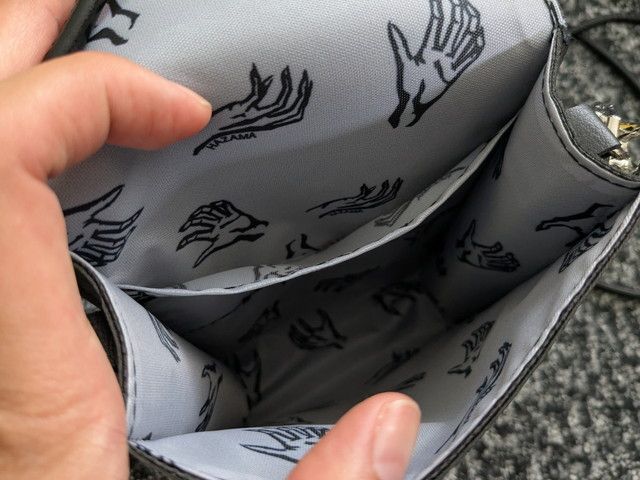 ハザマミニショルダーバッグ内ポケット