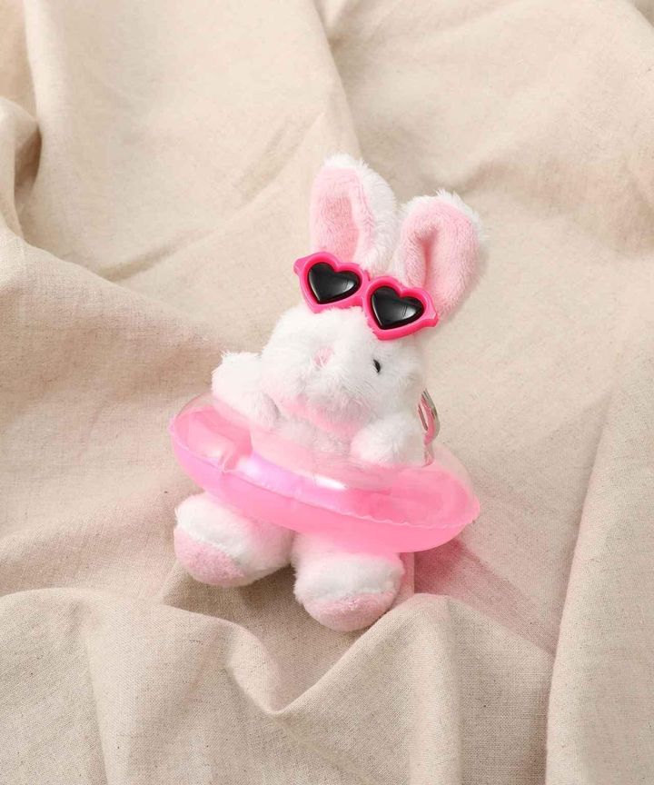 画像1: 出典：3COINS