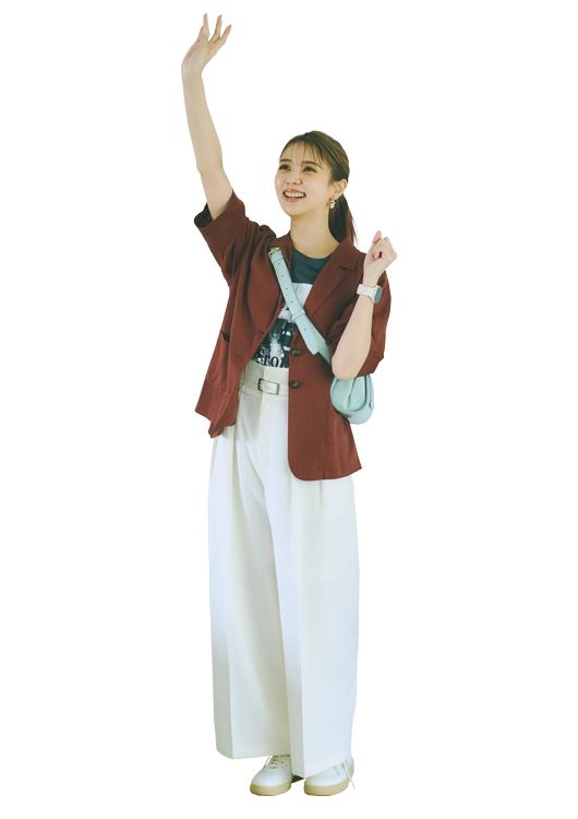 ジャケット合わせのアクティブ休日コーデ