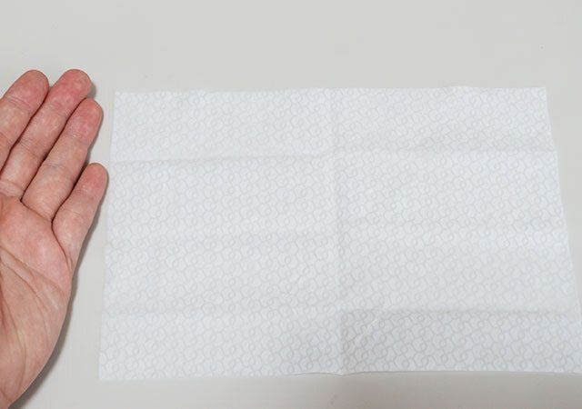 凄腕くん破れにくいトイレクリーナー24枚 サイズ感