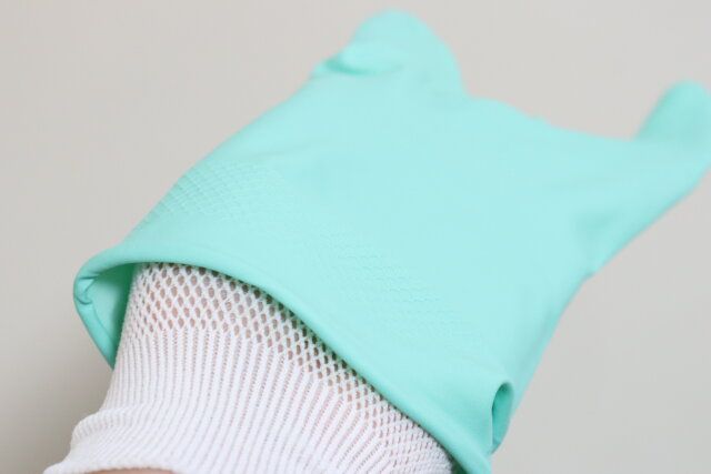 セリアのメッシュインナー手袋4