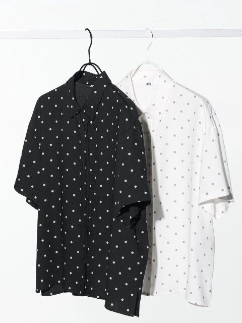 2025夏ユニクロレーヨンブラウス