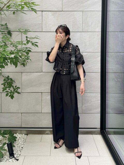 黒ワイドパンツコーデ5