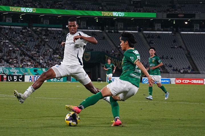 「ギリギリ勝てたという試合内容だった」日本代表MFが攻守で存在感を示してチームの5連勝に貢献