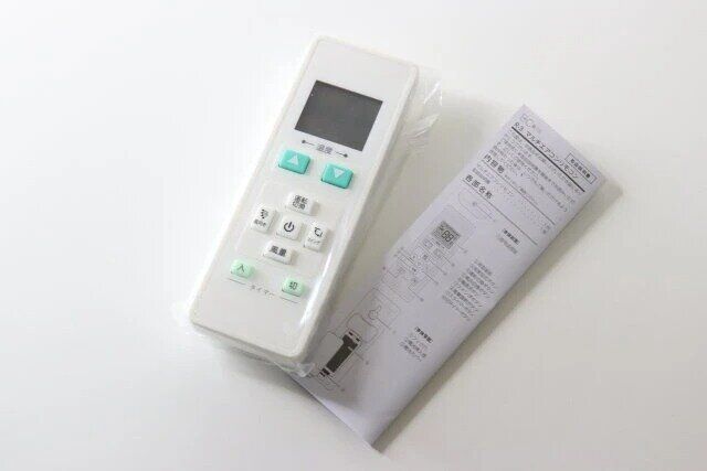 ダイソー R-3 マルチエアコンリモコン