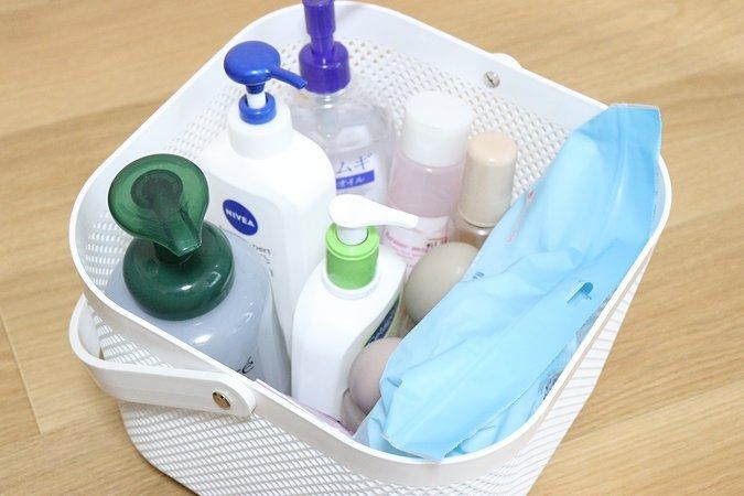 ダイソーのたっぷり入るハンドル付メッシュバスケット