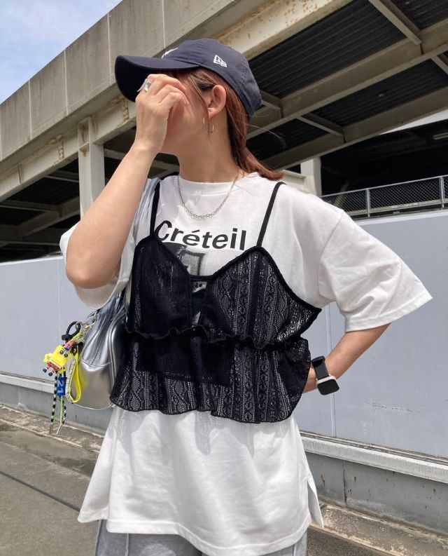 レースビスチェ