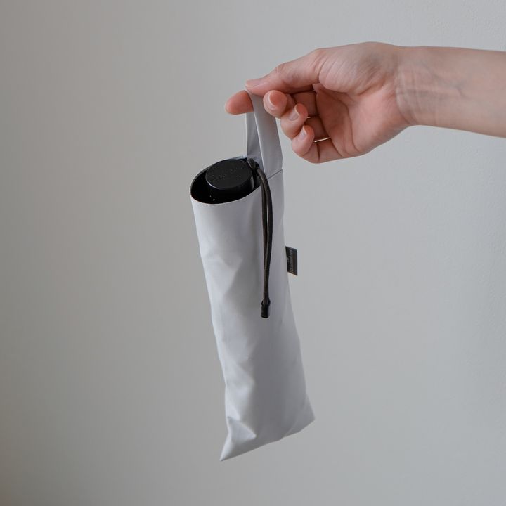 〈サンバリア100〉 折りたたみ日傘