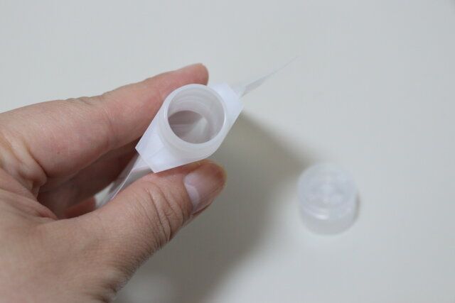 折りたためる詰め替えボトル100ml2P 詰め替え口