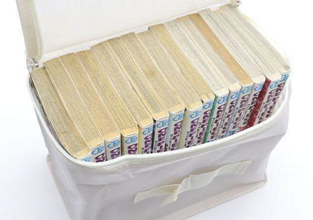 ダイソー シアー収納袋 コミック 収納 使用例