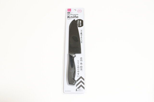 ダイソーの万能包丁のパッケージ