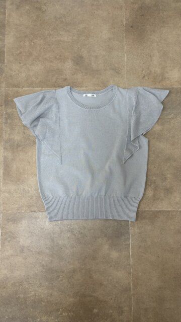 GU シアーラッフルスリーブセーター（半袖）Z+E LIGHT GRAY