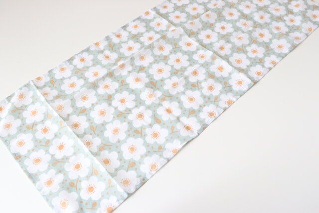 手ぬぐい風タオル北欧花柄