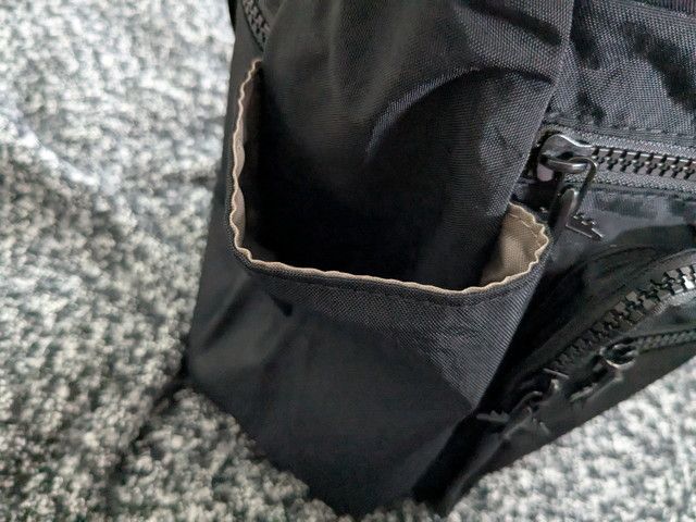 東武トップツアーズショルダーバッグサイドポケット