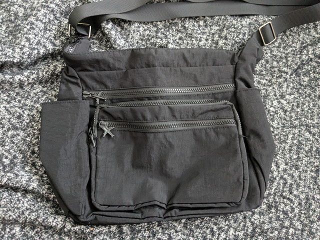 機能派ショルダーバッグ