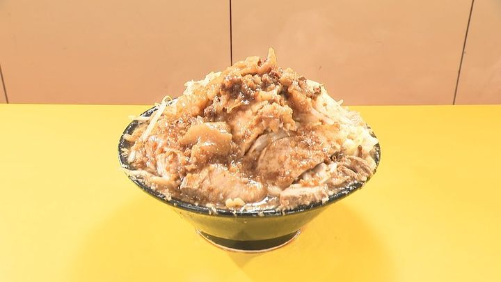 7月22日放送の「ヒューマングルメンタリー オモウマい店」に登場する「ブタジロー」（中京テレビ提供）