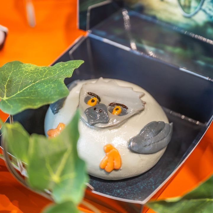 バックビークまん ～ピザフレーバー～ ＜原宿限定＞