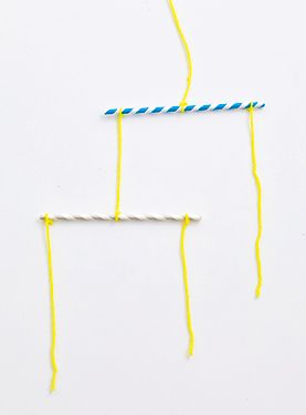 材料は3つ！ 0歳から遊べる育脳おもちゃ「風船モビール」の作り方の画像3