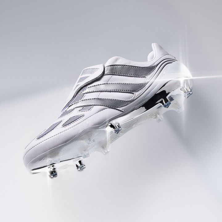 プレデター　プレシジョン　復刻　ベッカム　限定　マニア　29.5 adidasからベッカムも履いた「伝説のサッカースパイク」が復刻