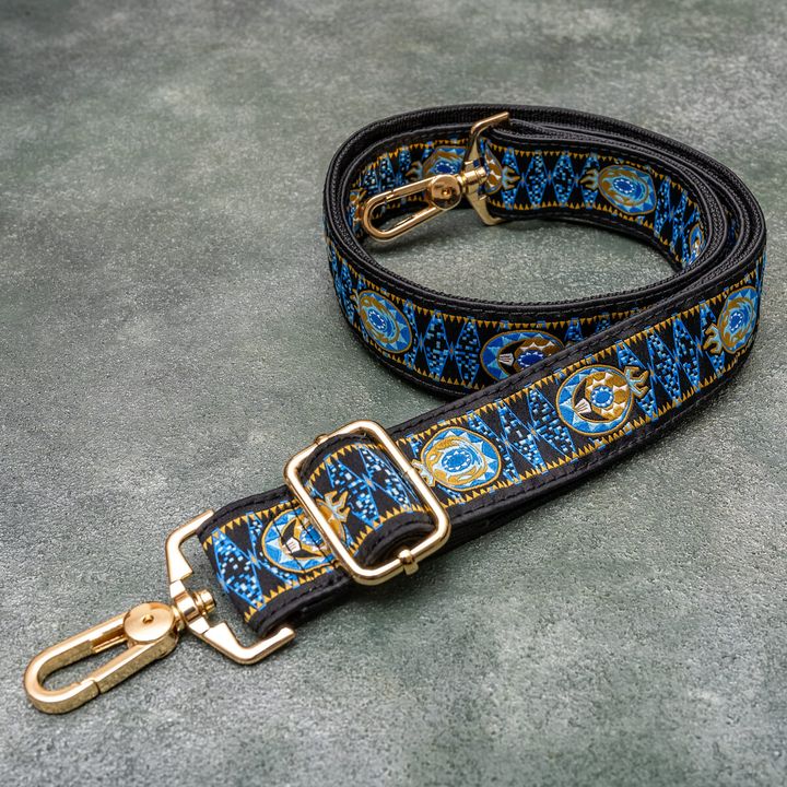 ディズニー ツイステッドワンダーランド ショルダーストラップ「イグニハイド」