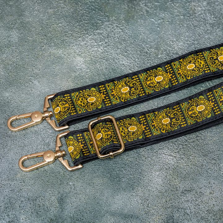 ディズニー ツイステッドワンダーランド ショルダーストラップ「サバナクロー」