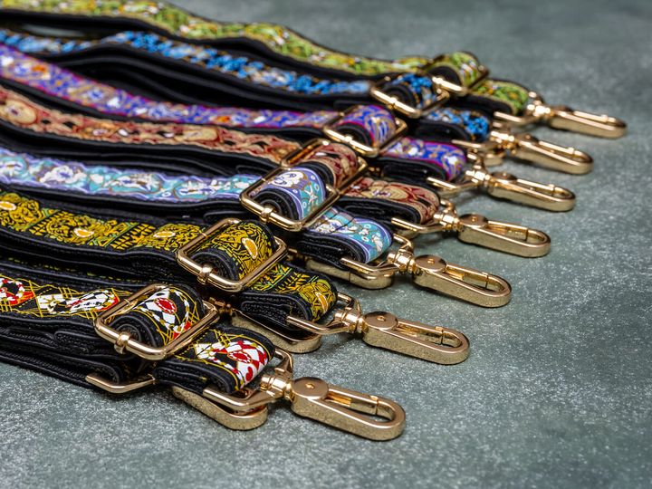 サンスター文具「ディズニー ツイステッドワンダーランド」ショルダーストラップ2