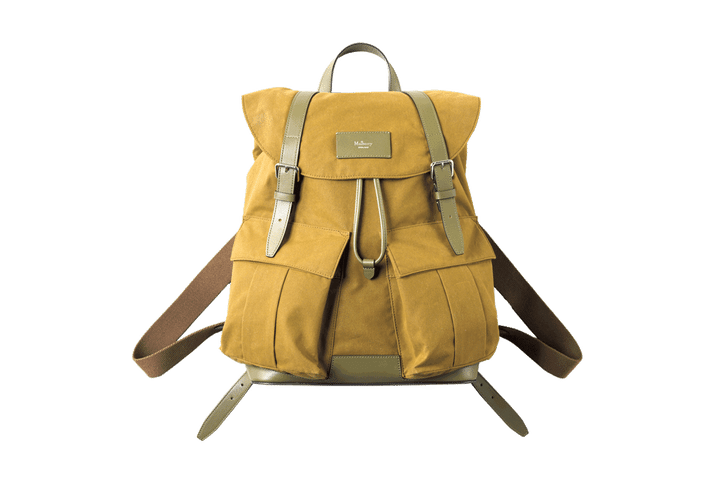 〈マルベリー〉のヘリテージバックパック