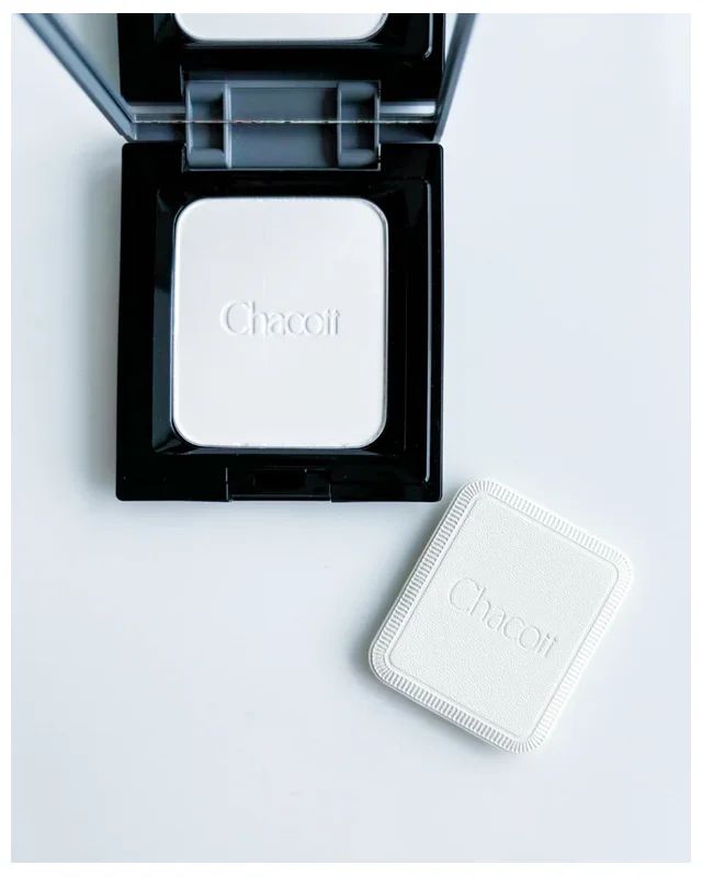 チャコット プレストパウダー 色選び 001 クリア