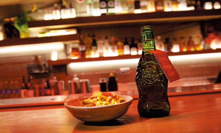 『Charmkok Thai StandingBar』