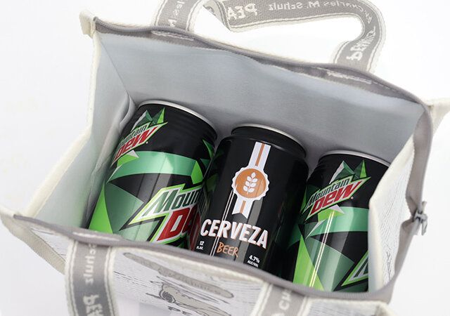 スヌーピー保冷ランチトート缶ドリンク3本