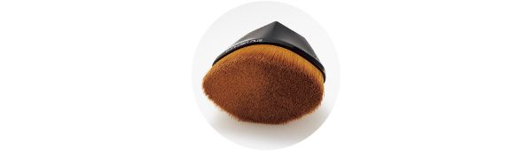 毛量たっぷりの花びら形状