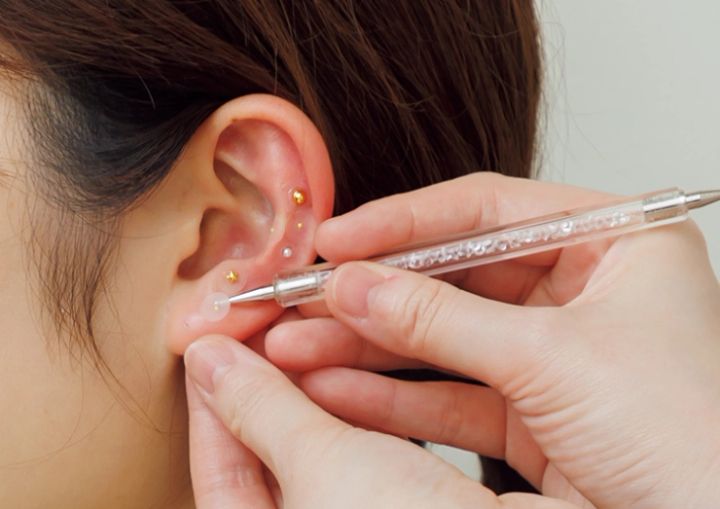 耳ツボジュエリー