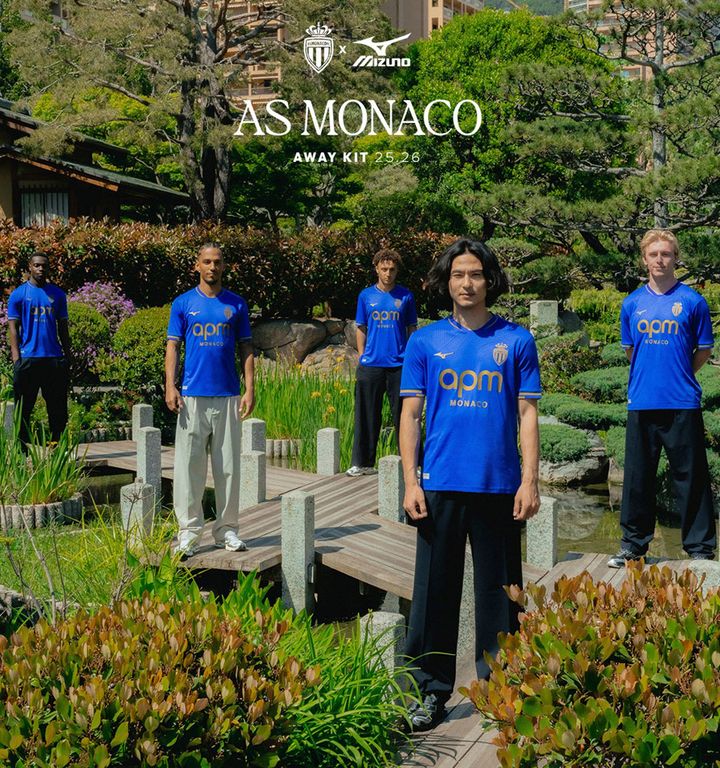 南野拓実の所属チーム、新ユニフォームの色は「日本代表の青」に！“枯山水”まで描く徹底した和柄