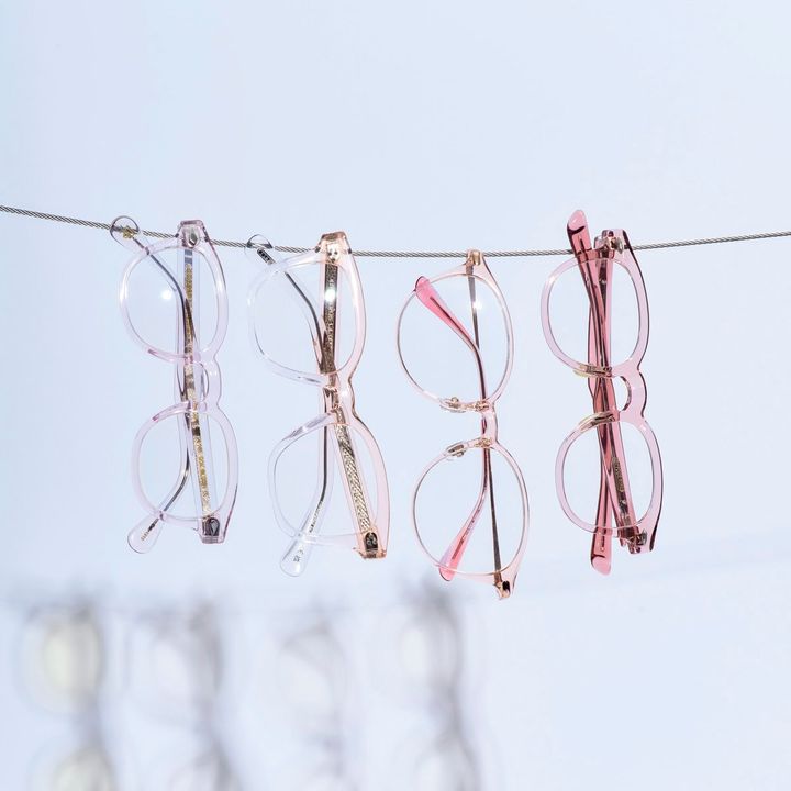 オシャレな人ほどキャラ立ちメガネ！ メガネさえかければ♡【ピンクフレーム】